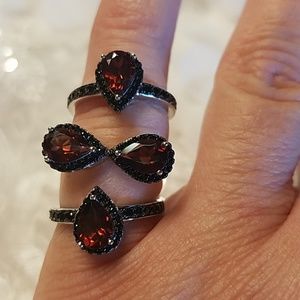 NWT Sterling Garnet & Black Spinel Stackable Rings
